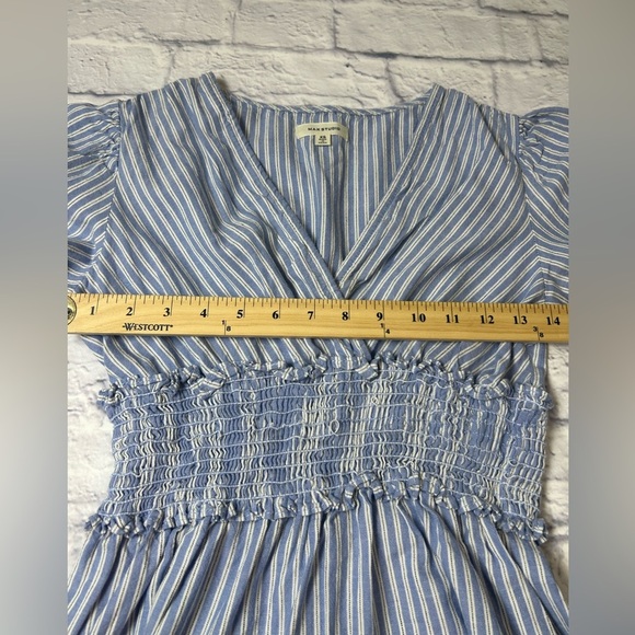 Max Studio Light Blue Striped Short Sleeve Dress. VNeck. Midi Length. - Picture 5 of 10